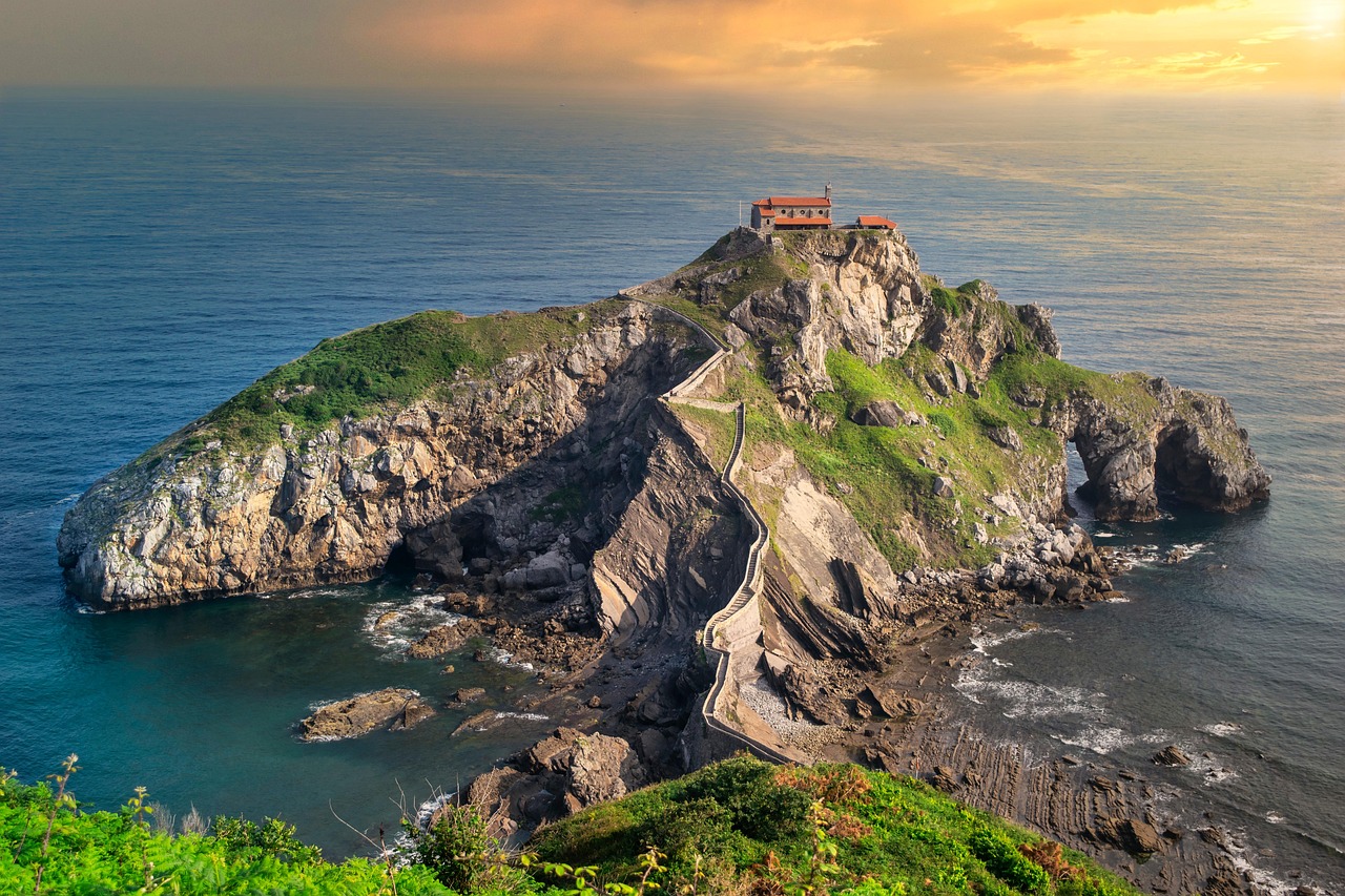 sea church - Housity